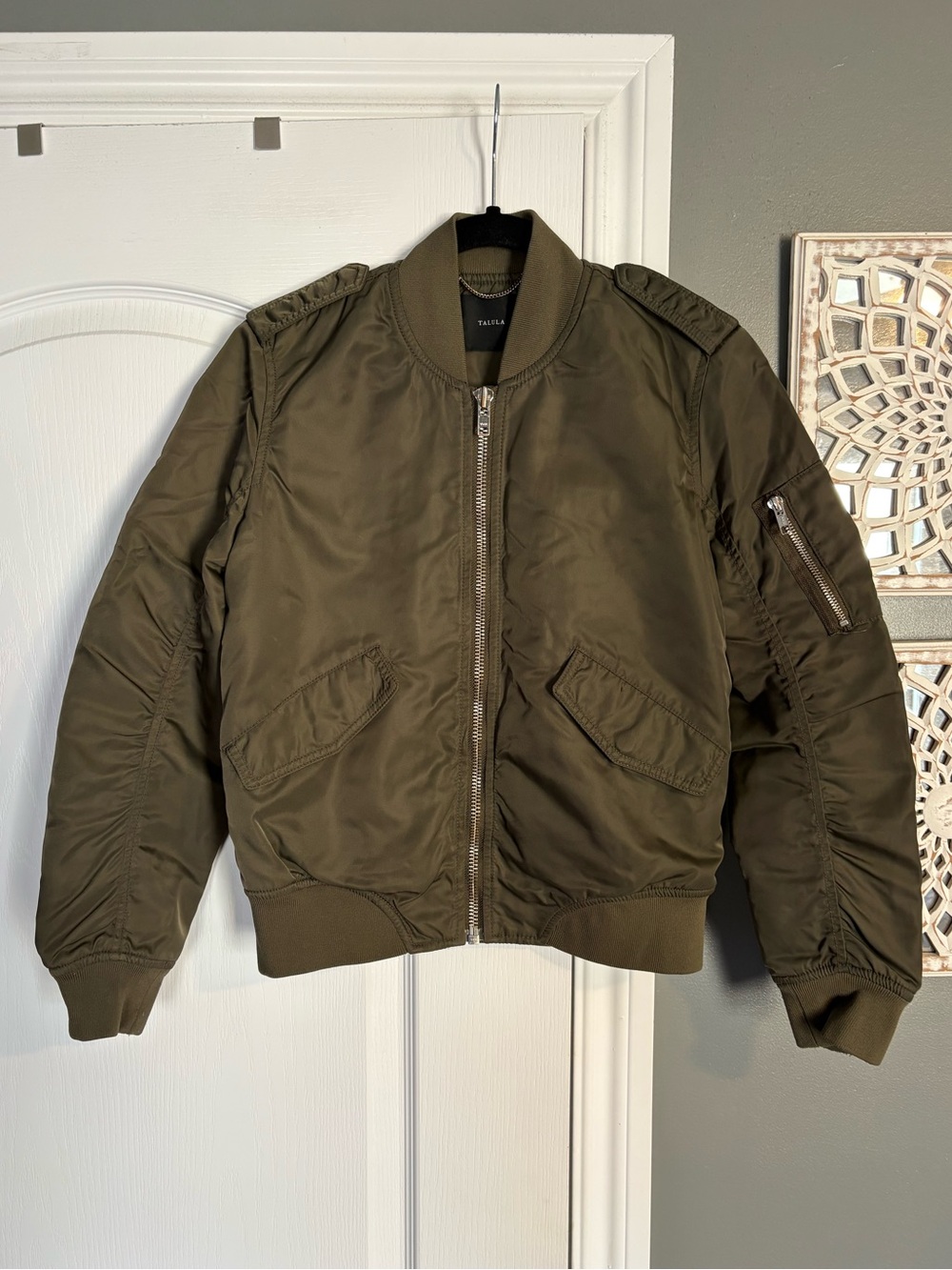 Aritzia | Talula Whitby Bomber Jacket